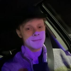 Meet your Posher, Benjamin